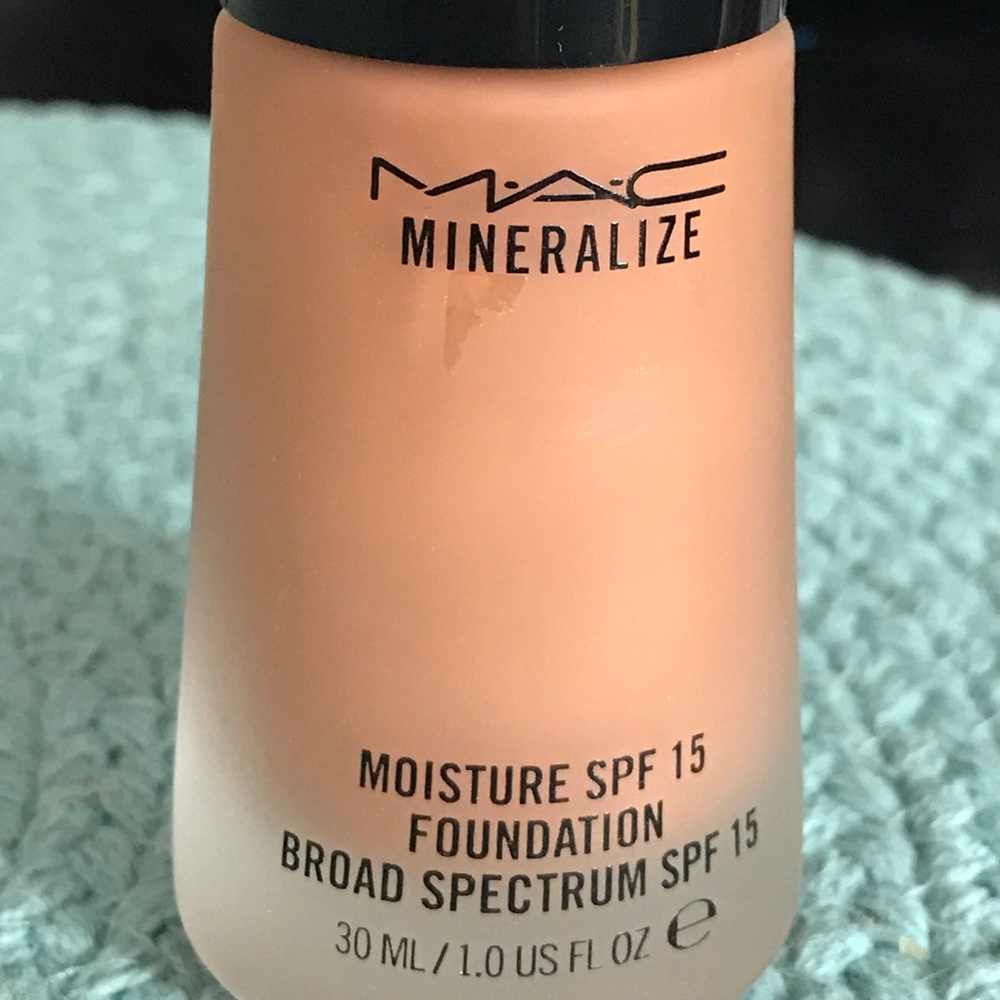NEW Mac Mineralize Foundation